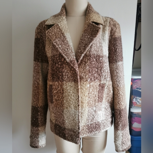 CHARLIE B Plaid Teddy Jacket in Brown and Cream Tones - Picture 3 of 6